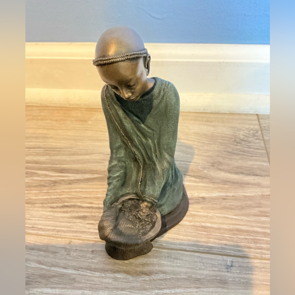 Maasai Soul Journeys Bahiya Beautiful One Patina Figurine, Statue